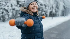 Starość to nie wyrok: te treningi po 60. roku życia uruchamiają ciało na nowo