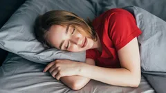 Jak łatwo zasnąć w 2 minuty i naprawdę się wyspać: starożytna chińska metoda