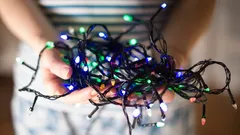 Jak łatwo wybrać bezpieczne lampki świąteczne: porady od najlepszych specjalistów